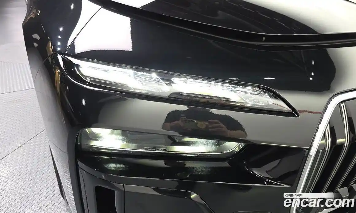 BMW 7 серия 2024 3.0 автомат (гидро), фото 7