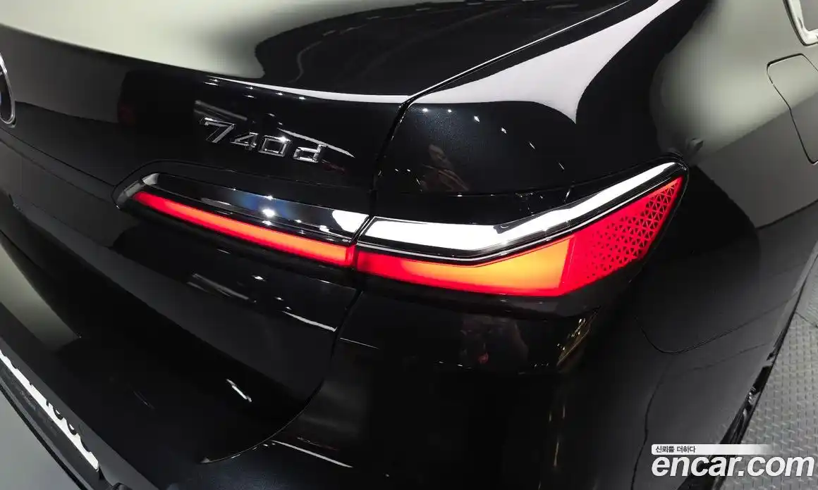 BMW 7 серия 2024 3.0 автомат (гидро), фото 8