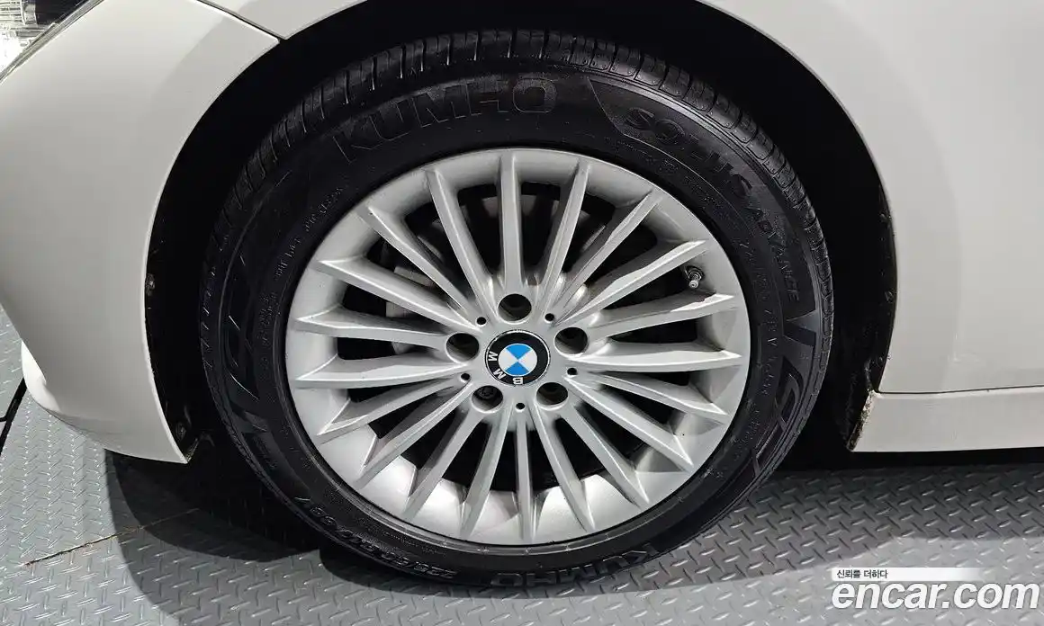 BMW 3 серия 2015 2.0 автомат (гидро), фото 5