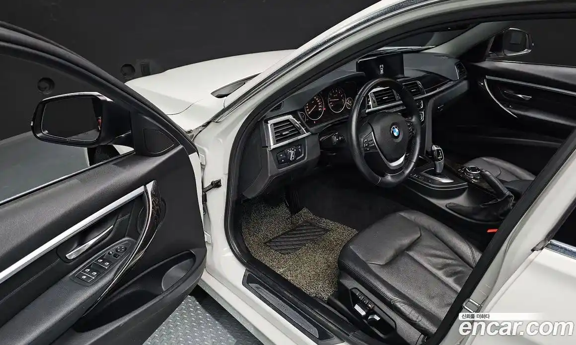 BMW 3 серия 2015 2.0 автомат (гидро), фото 10