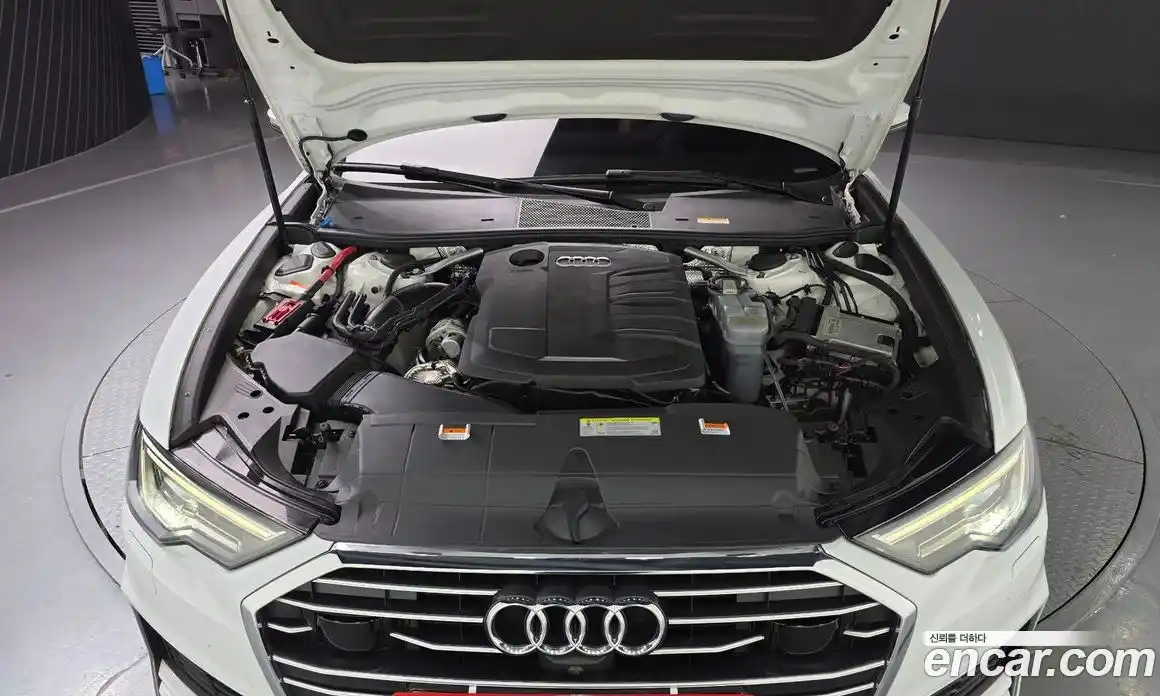Audi A6 2021 2.0 автомат (гидро), фото 6