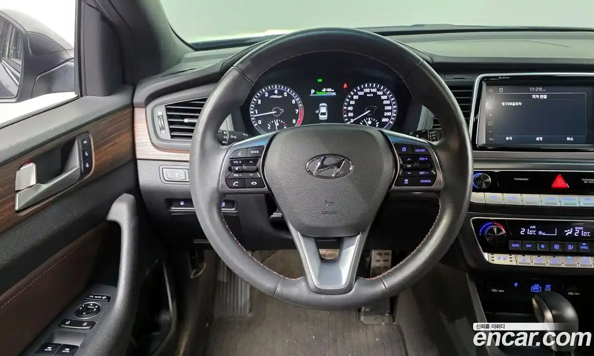 Hyundai Sonata 2017 2.0 автомат (гидро), фото 19