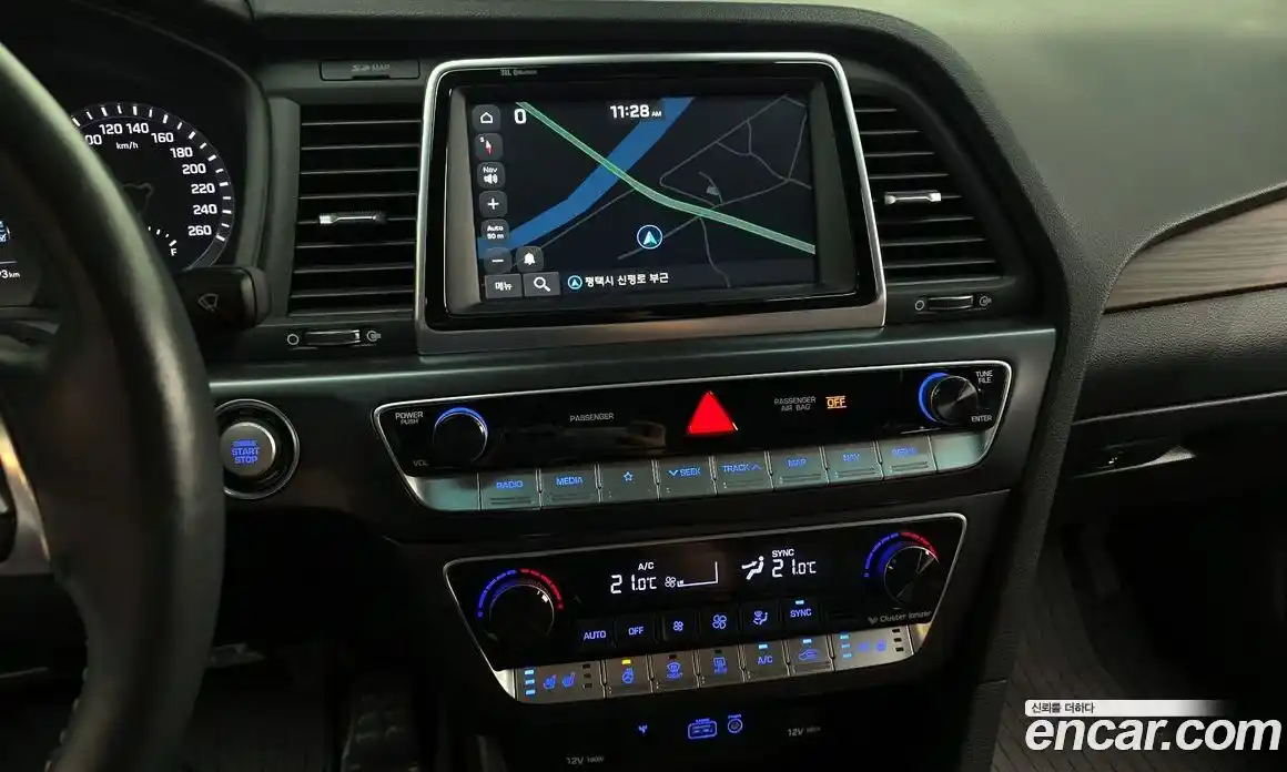 Hyundai Sonata 2017 2.0 автомат (гидро), фото 20