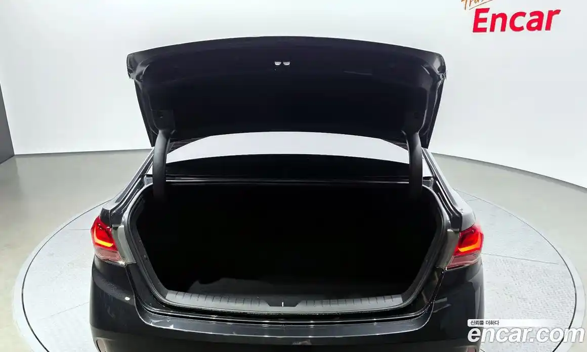 Hyundai Sonata 2017 2.0 автомат (гидро), фото 26