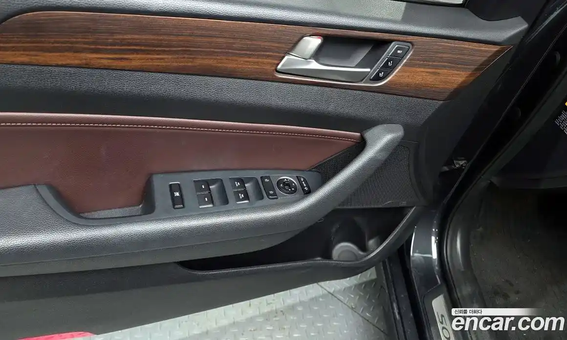 Hyundai Sonata 2017 2.0 автомат (гидро), фото 33