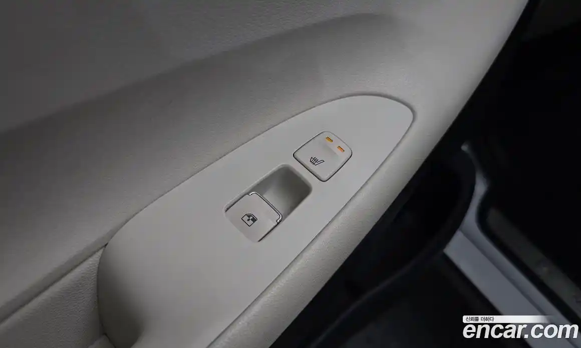 Hyundai Grandeur 2022 2.4 автомат (гидро), фото 25