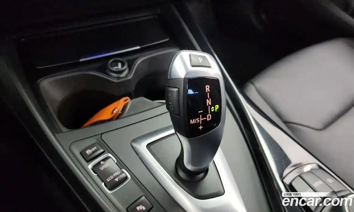 BMW 1 серия 2013 2.0 автомат (гидро), фото 9