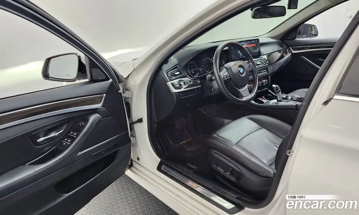 BMW 5 серия 2014 2.0 автомат (гидро), фото 10