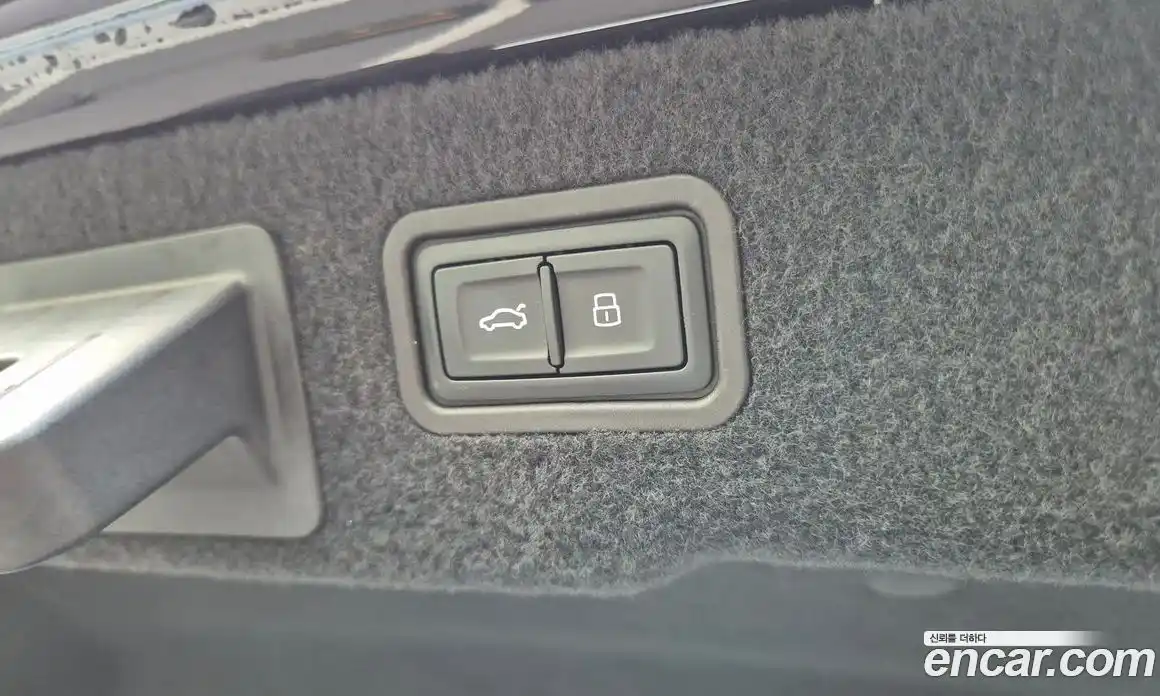 Audi A8 2021 3.0 автомат (гидро), фото 19