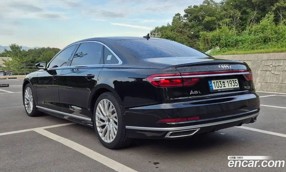 Audi A8 2021 3.0 автомат (гидро), фото 6