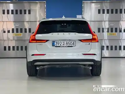 Volvo V60 2026 2.0 автомат (гидро), миниатюра 4