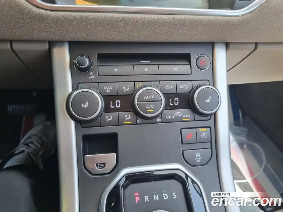 Land Rover Range Rover Evoque 2016 2.0 автомат (гидро), фото 11