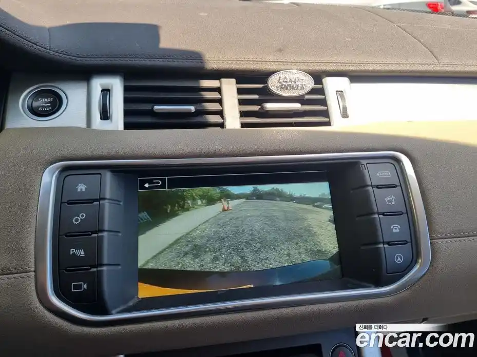 Land Rover Range Rover Evoque 2016 2.0 автомат (гидро), фото 12