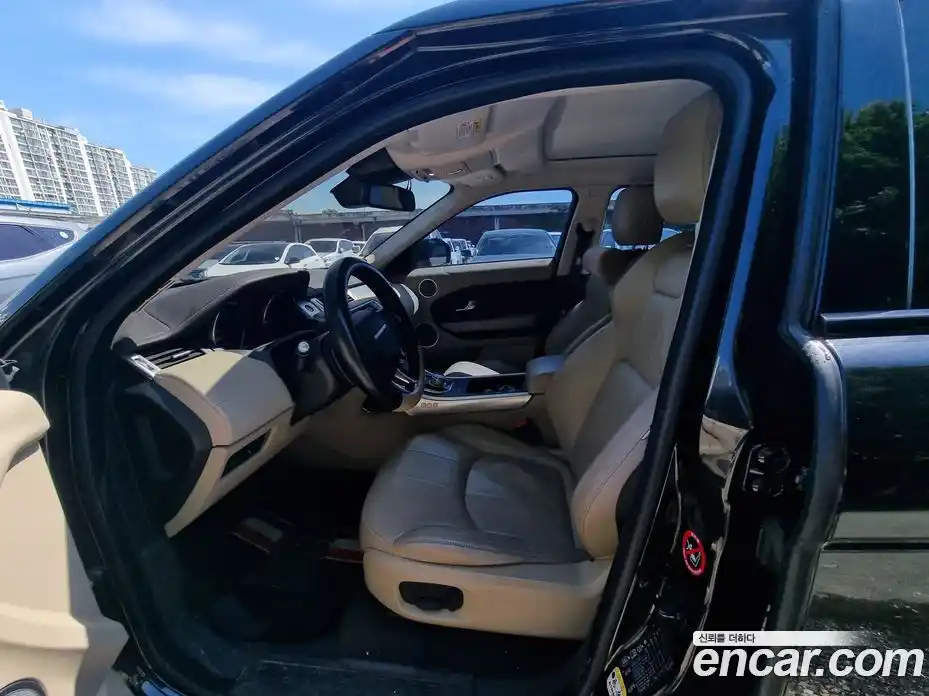 Land Rover Range Rover Evoque 2016 2.0 автомат (гидро), фото 13