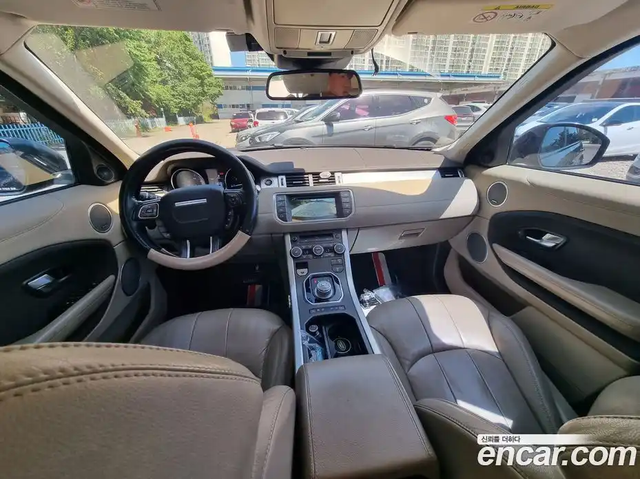 Land Rover Range Rover Evoque 2016 2.0 автомат (гидро), фото 7
