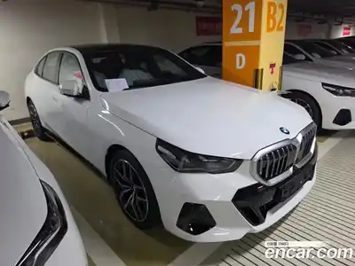 BMW 5 серия 2026 2.0 автомат (гидро), миниатюра 3