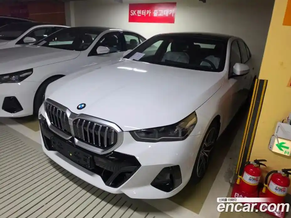 BMW 5 серия 2026 2.0 автомат (гидро), фото 9