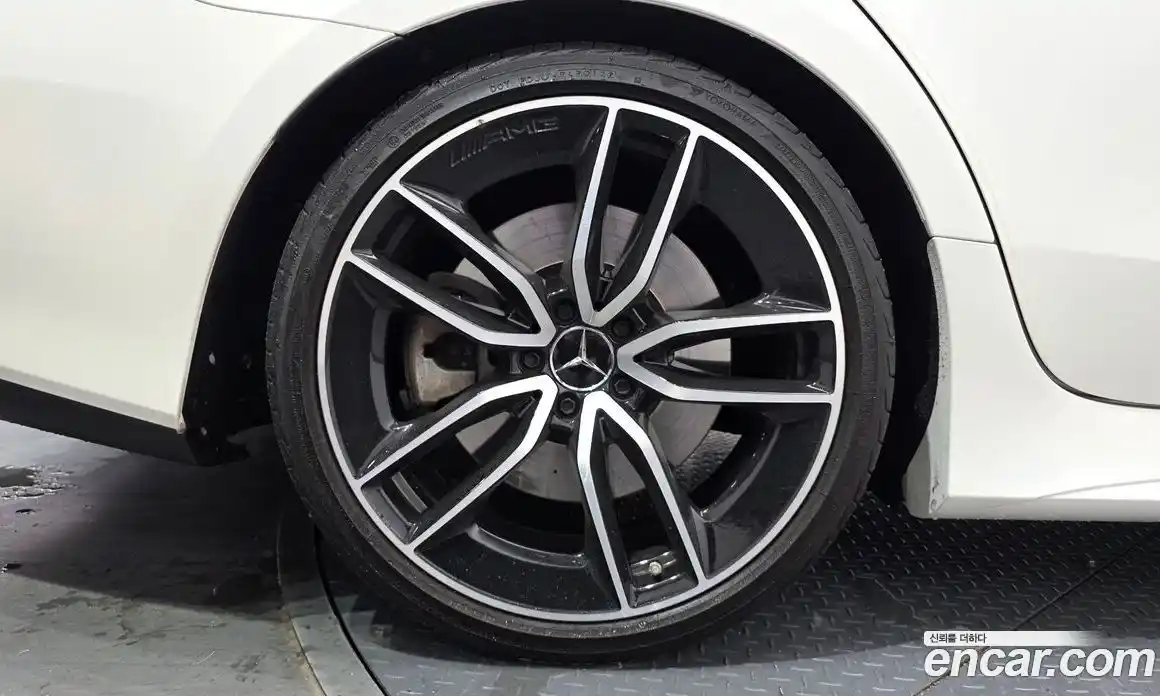 Mercedes-Benz CLS-Class 2022 3.0 гидро, фото 5