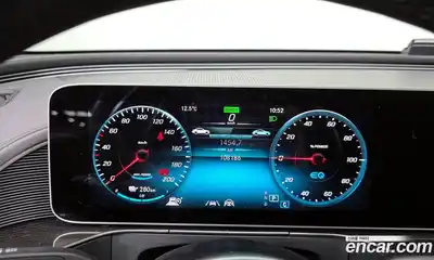 Mercedes-Benz EQC 2020 0.2 гидро, миниатюра 8 Mercedes-Benz EQC 2020 0.2 гидро, миниатюра 8