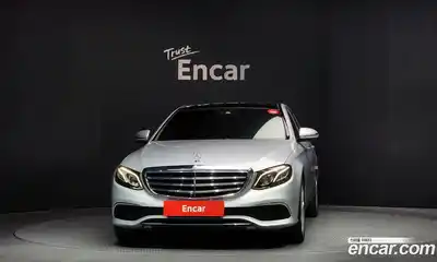 Mercedes-Benz E-Class 2016 2.0 автомат (гидро), миниатюра 3
