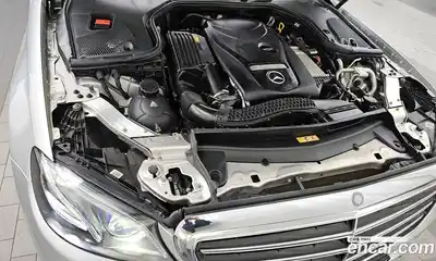 Mercedes-Benz E-Class 2016 2.0 автомат (гидро), миниатюра 6