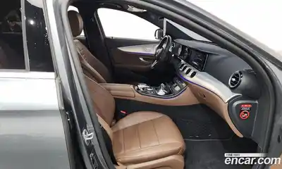 Mercedes-Benz E-Class 2020 2.0 автомат (гидро), миниатюра 11
