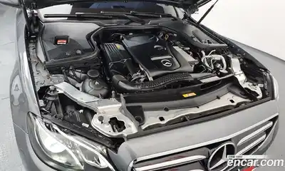 Mercedes-Benz E-Class 2020 2.0 автомат (гидро), миниатюра 6