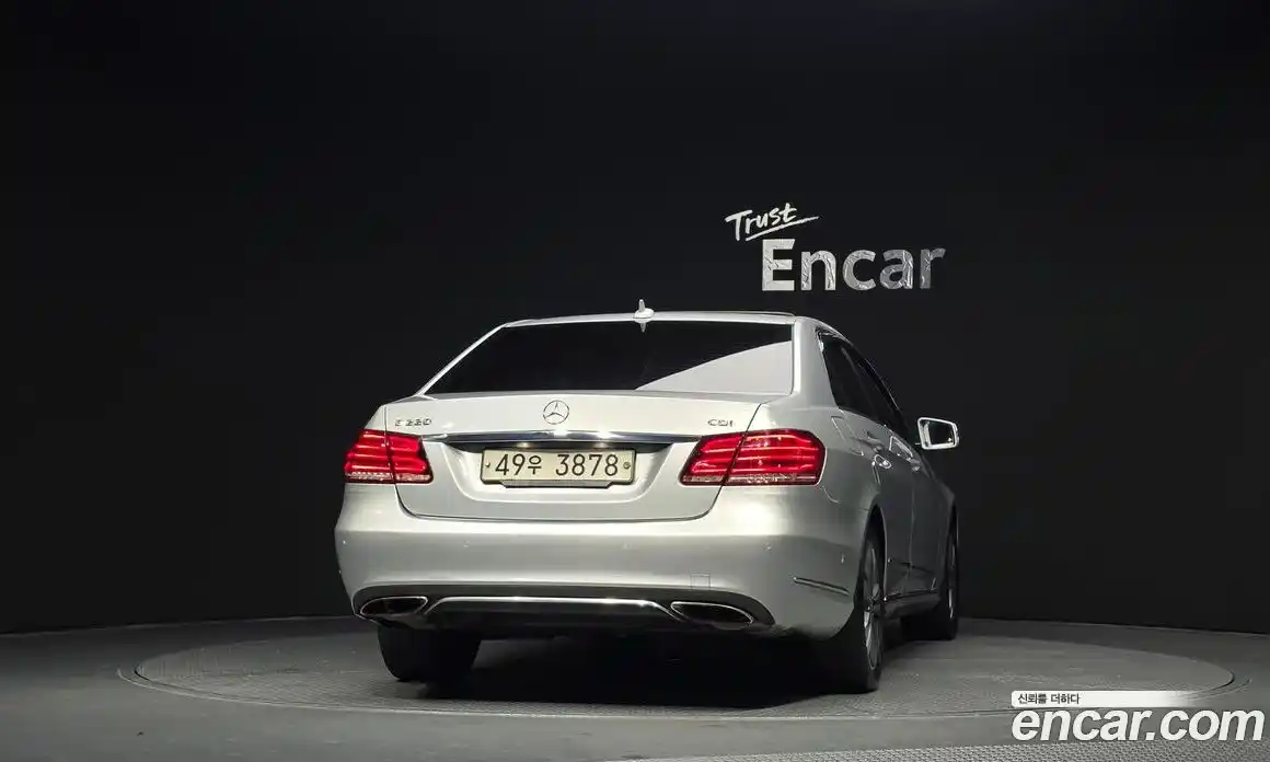 Mercedes-Benz E-Class 2014 2.1 автомат (гидро), фото 4