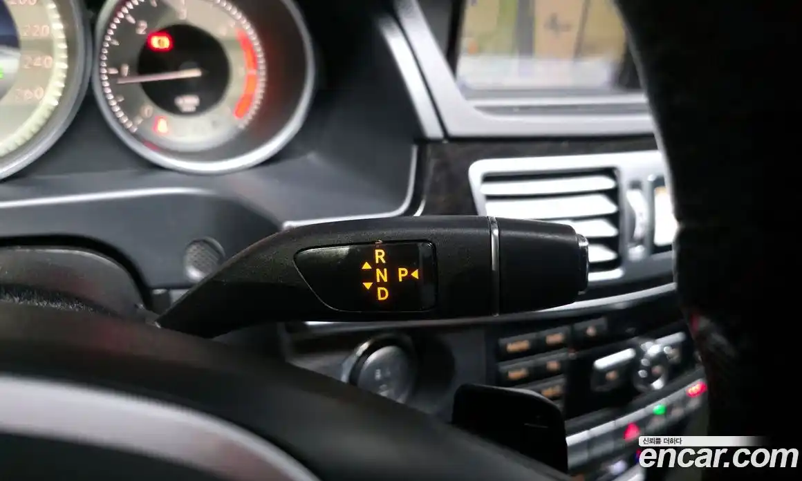 Mercedes-Benz E-Class 2014 2.1 автомат (гидро), фото 9