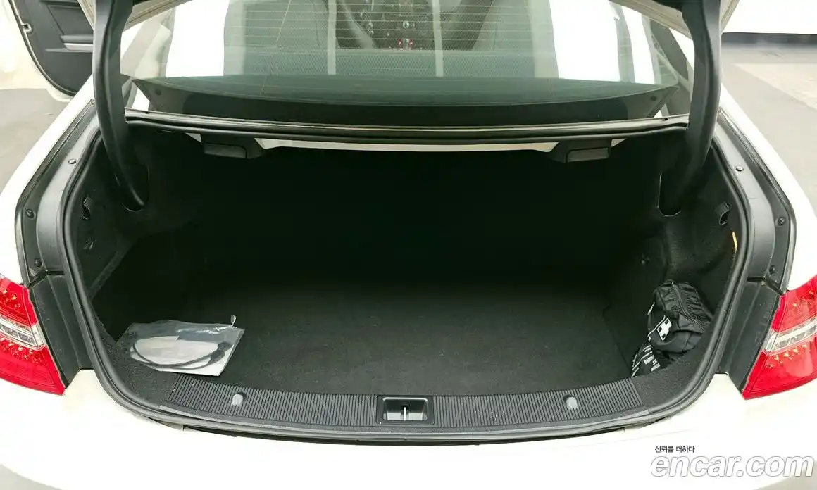 Mercedes-Benz E-Class 2011 3.5 автомат (гидро), фото 20