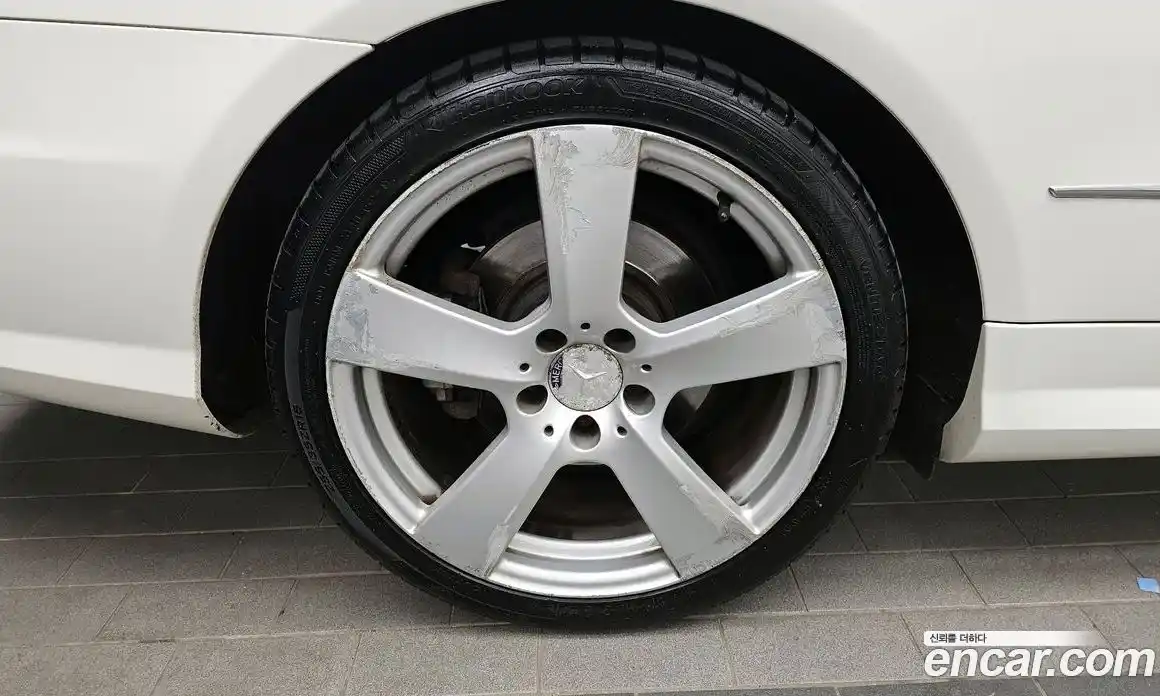 Mercedes-Benz E-Class 2011 3.5 автомат (гидро), фото 5