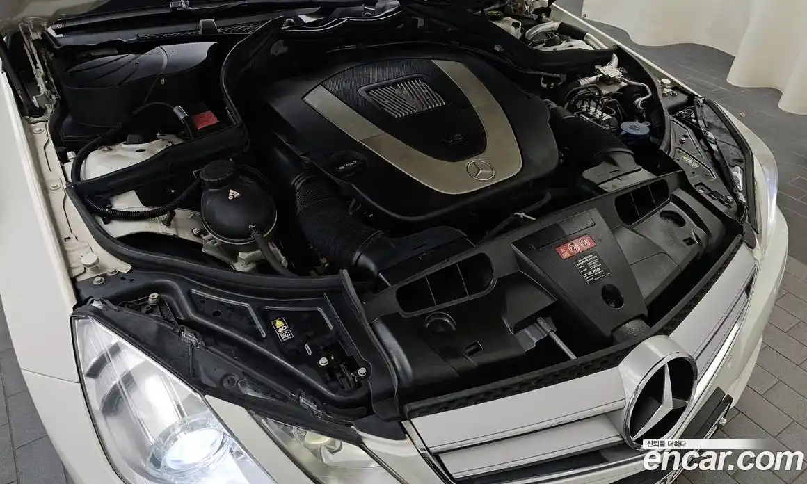 Mercedes-Benz E-Class 2011 3.5 автомат (гидро), фото 6