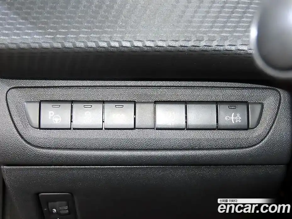 Peugeot 2008 2015 1.6 автомат (гидро), фото 15