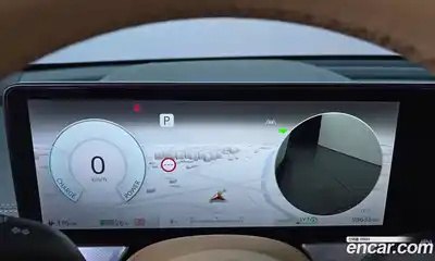 Genesis GV60 2022 0.1 автомат (гидро), миниатюра 8