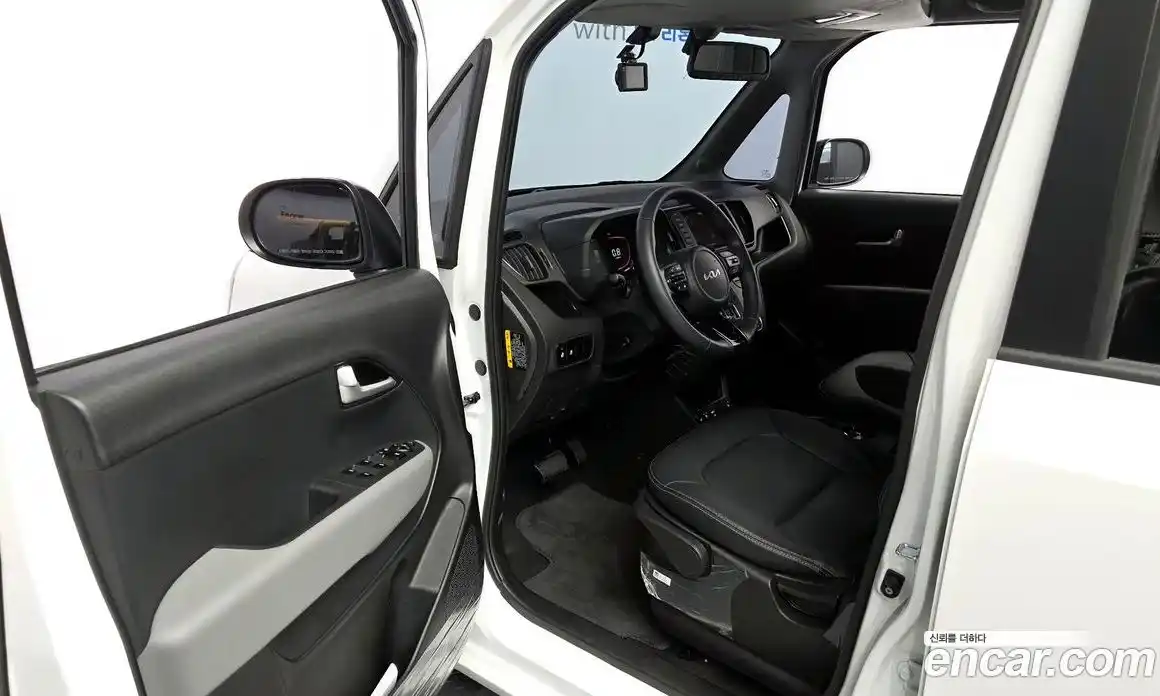 Kia Ray 2024 1.0 автомат (гидро), фото 17