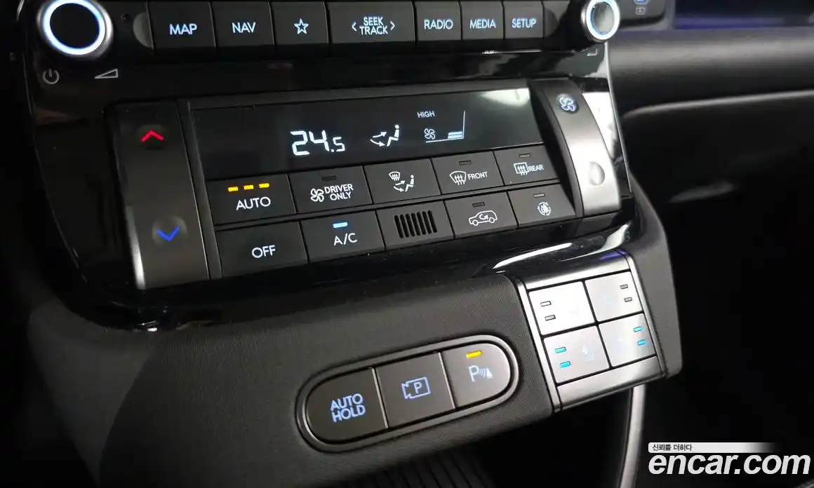 Hyundai Casper 2024 0.2 автомат (гидро), фото 21