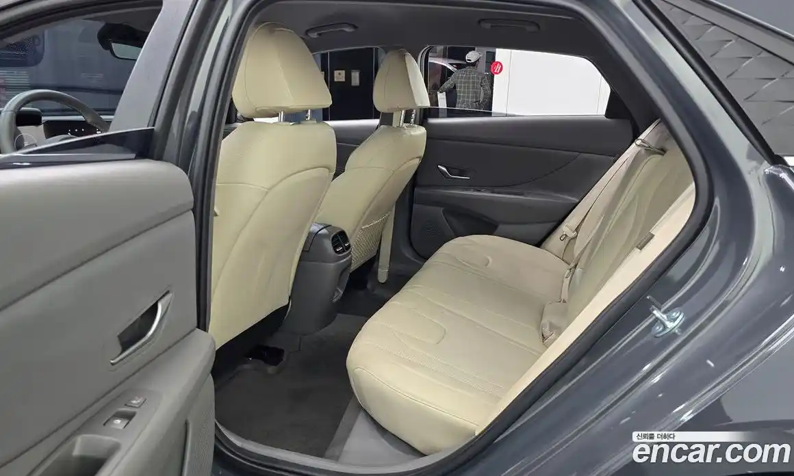 Hyundai Avante 2024 1.6 автомат (гидро), фото 18