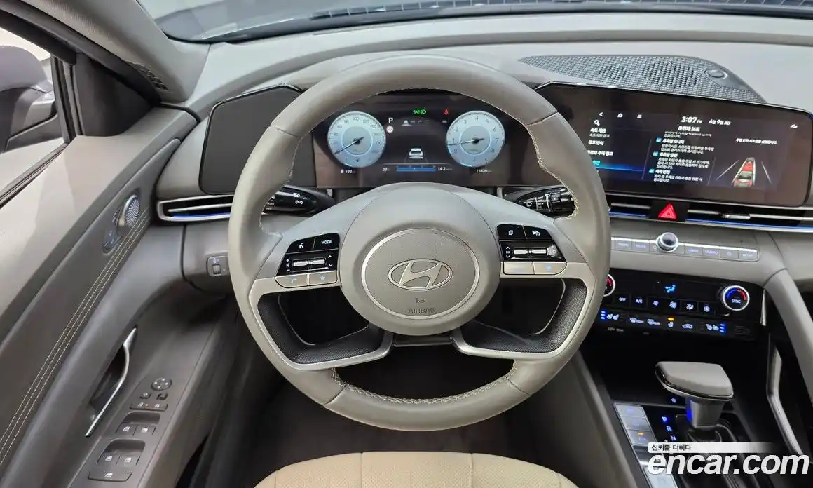Hyundai Avante 2024 1.6 автомат (гидро), фото 19