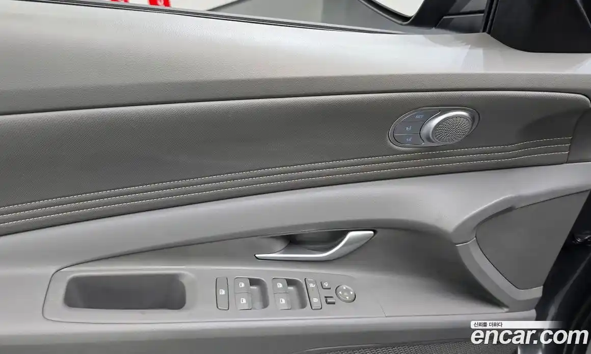 Hyundai Avante 2024 1.6 автомат (гидро), фото 28