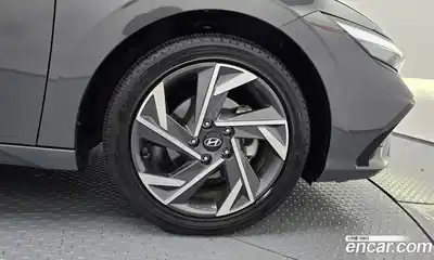 Hyundai Avante 2024 1.6 автомат (гидро), миниатюра 7