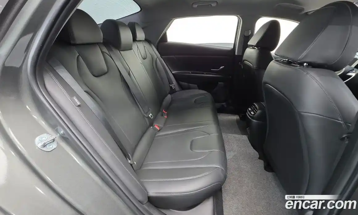 Hyundai Avante 2025 1.6 автомат (гидро), фото 20