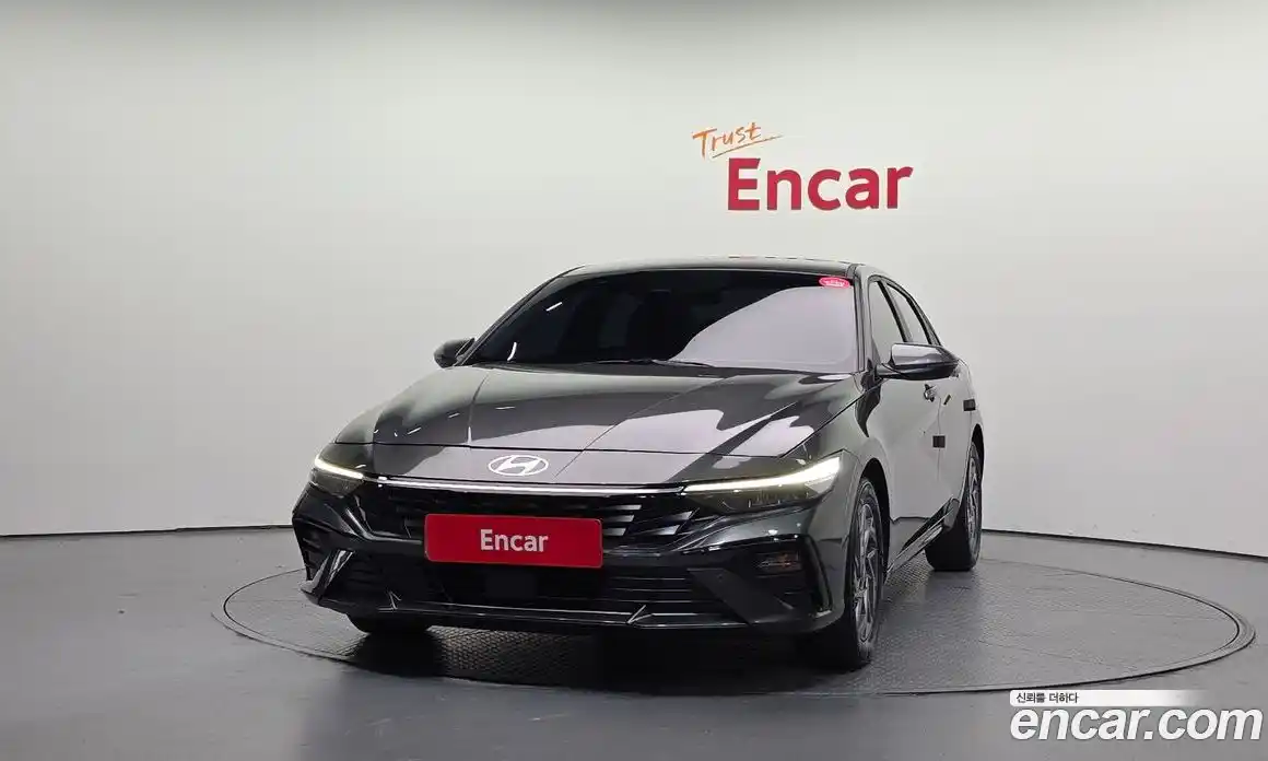 Hyundai Avante 2025 1.6 автомат (гидро), фото 3
