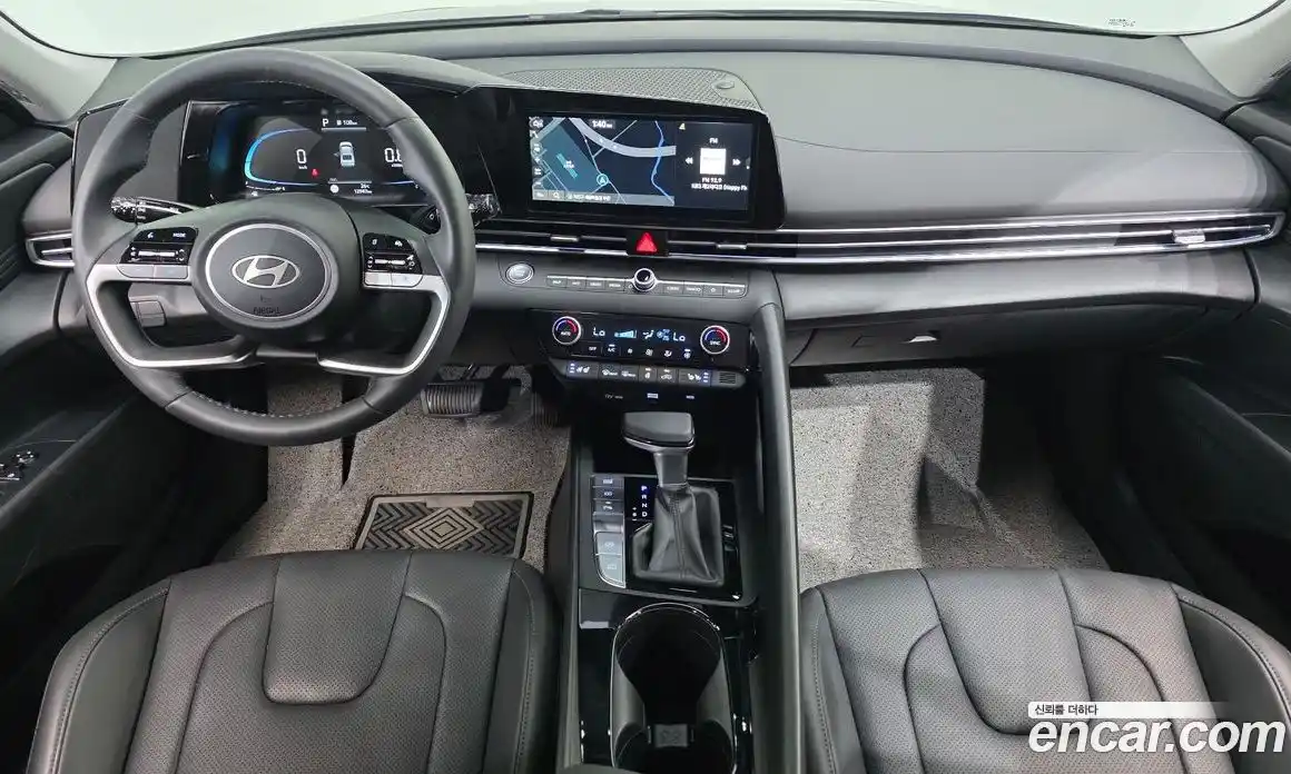 Hyundai Avante 2025 1.6 автомат (гидро), фото 7