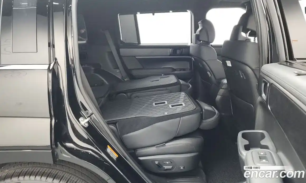 Hyundai Santa Fe 2025 2.5 автомат (гидро), фото 17