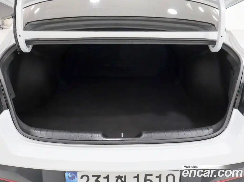 Hyundai Avante 2025 1.6 автомат (гидро), фото 18