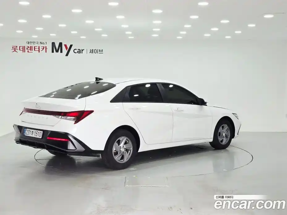 Hyundai Avante 2025 1.6 автомат (гидро), фото 5