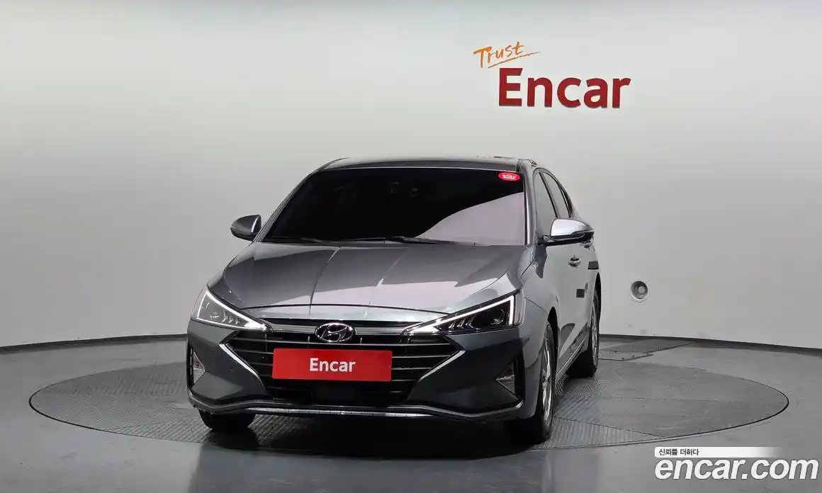 Hyundai Avante 2019 1.6 автомат (гидро), фото 3