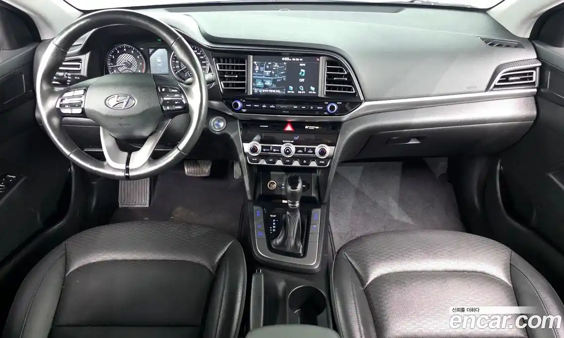 Hyundai Avante 2019 1.6 автомат (гидро), фото 7