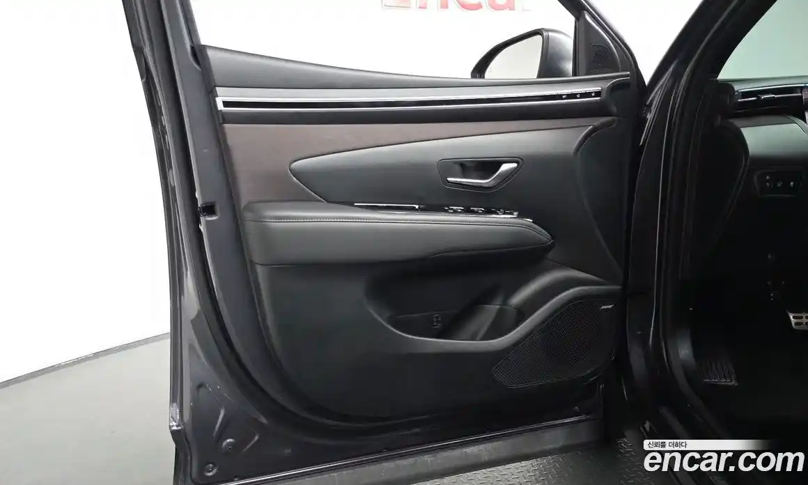Hyundai Tucson 2021 1.6 автомат (гидро), фото 13