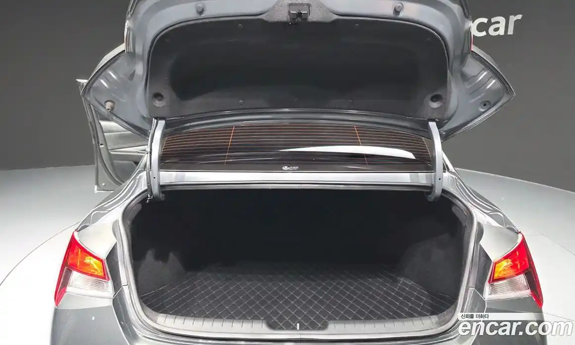 Hyundai Avante 2022 1.6 автомат (гидро), фото 20